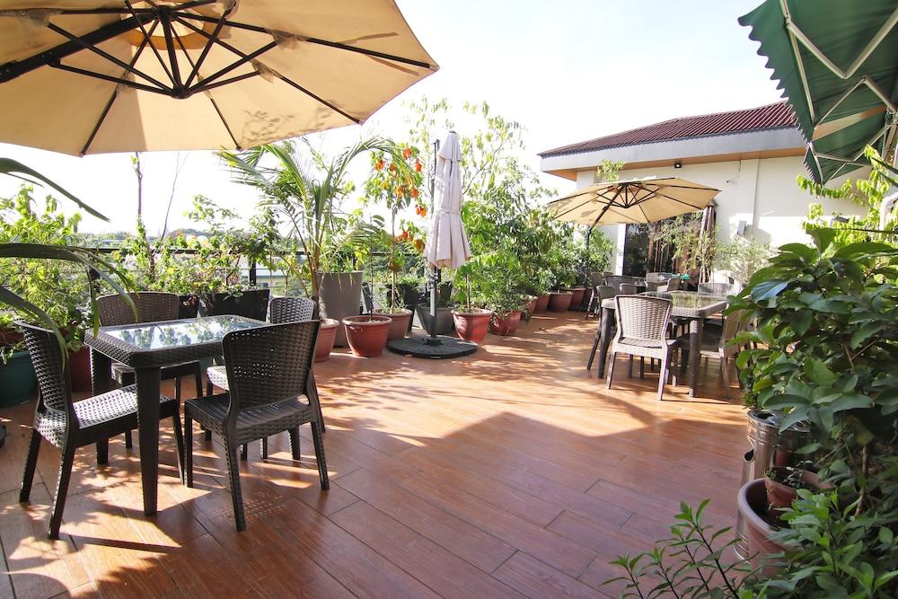 Spiral Suites Hotel Quezon City Exteriér fotografie